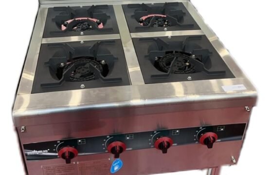 طباخ غاز 4 عيون هفي ديوتي مع طاولة و رف في الاسفل