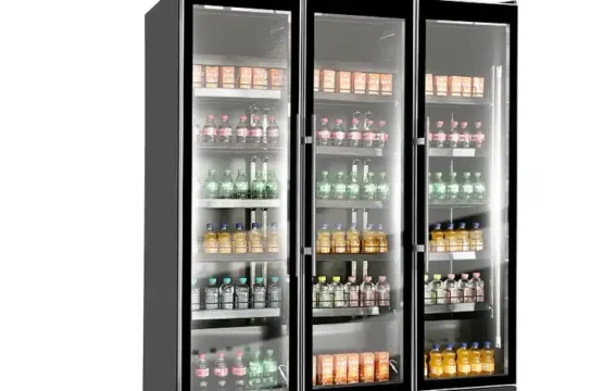 Upright Three Door Chiller Full Class