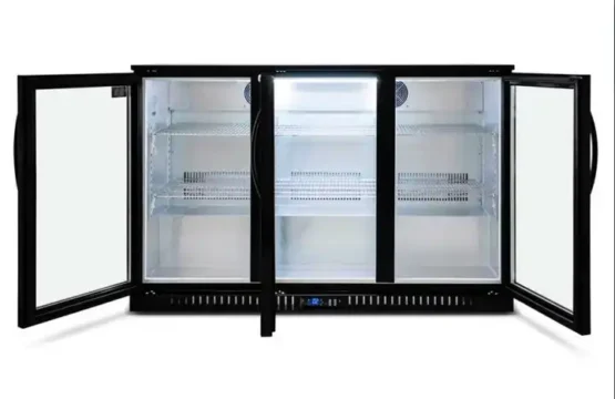 BAR COOLER THREE DOORS