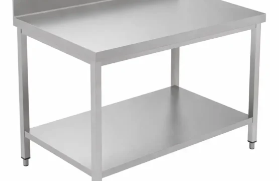 طاولة عمل من الفولاذ المقاوم للصدأ 150 سم مع لوحة خلفية