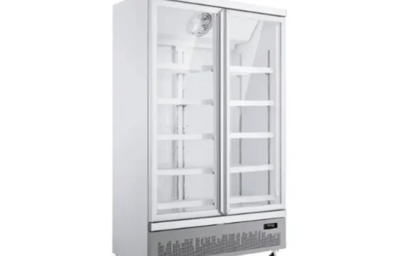 مبرد عامودي بباب زجاجي مزدوج باللون الأبيض